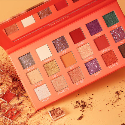 Beauty 18 Color Eye Shadow Plate Pearl Glitter Powder High Gloss Matte Multi Color Eye Shadow Plate Color Makeup