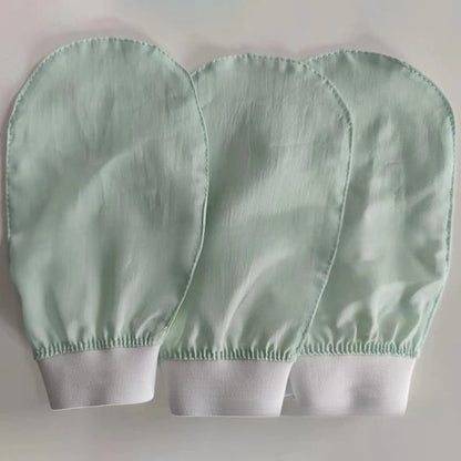Silk exfoliating face wash and beauty towel, soft and exfoliating, bath and scrubbing, silk bath and face wash gloves